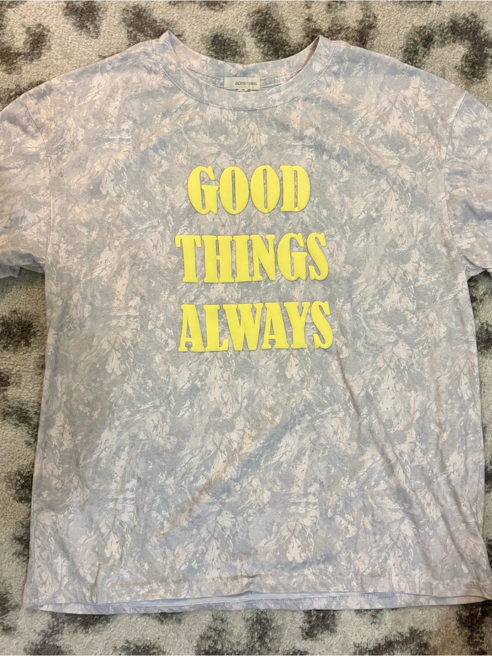 • camo graphic tee •
